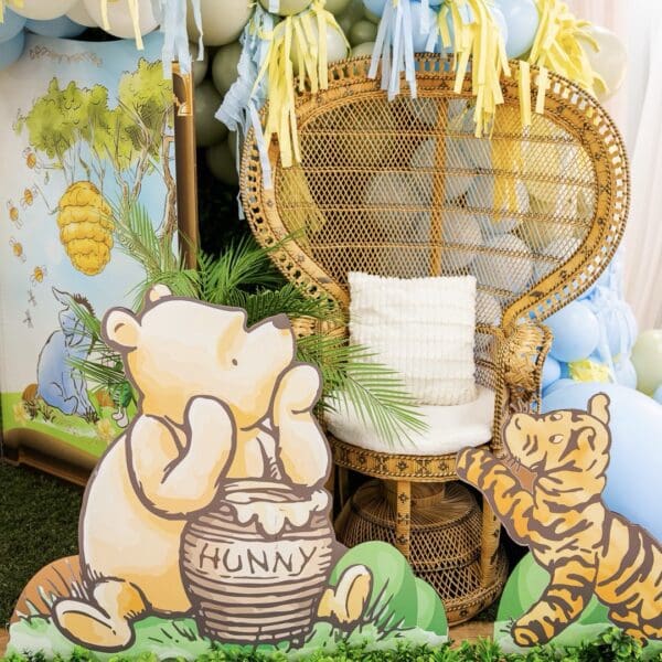 Classic pooh decorations